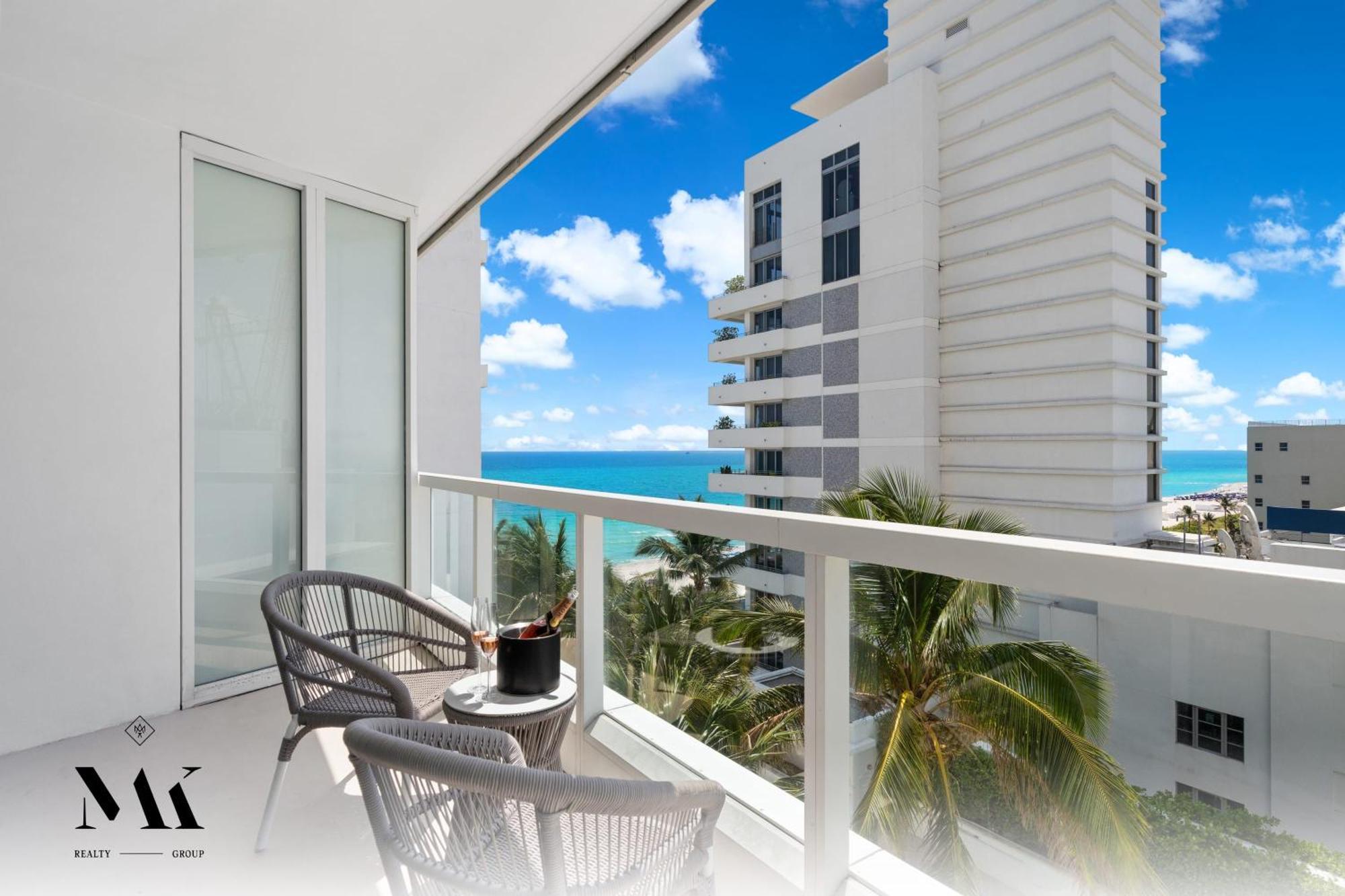 Fontainebleau Resort Balcony W Ocean And City View Miami Beach Extérieur photo